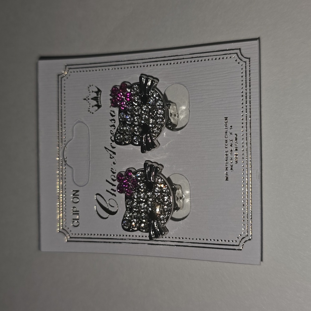 Hello Kitty Clip on earrings with pink flower
